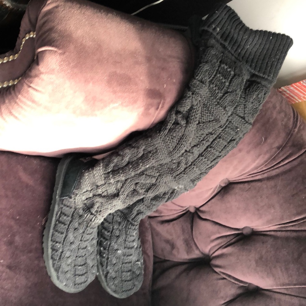 Ugg sweater boots